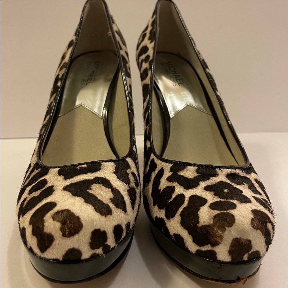 Michael Kors Haircalf Leopard Print Pump